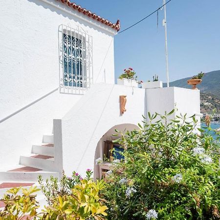 Poros Town Traditional House Under The Clock Tower With Sweet View מראה חיצוני תמונה