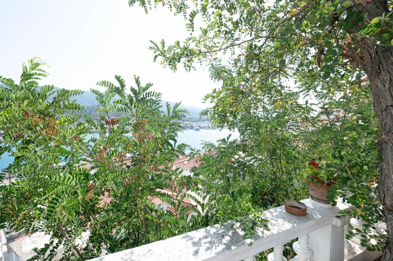 Poros Town Traditional House Under The Clock Tower With Sweet View מראה חיצוני תמונה