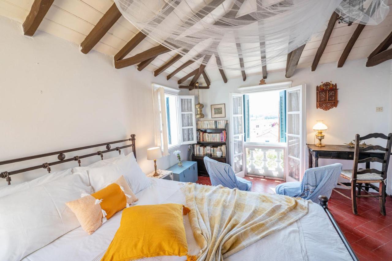 Poros Town Traditional House Under The Clock Tower With Sweet View מראה חיצוני תמונה
