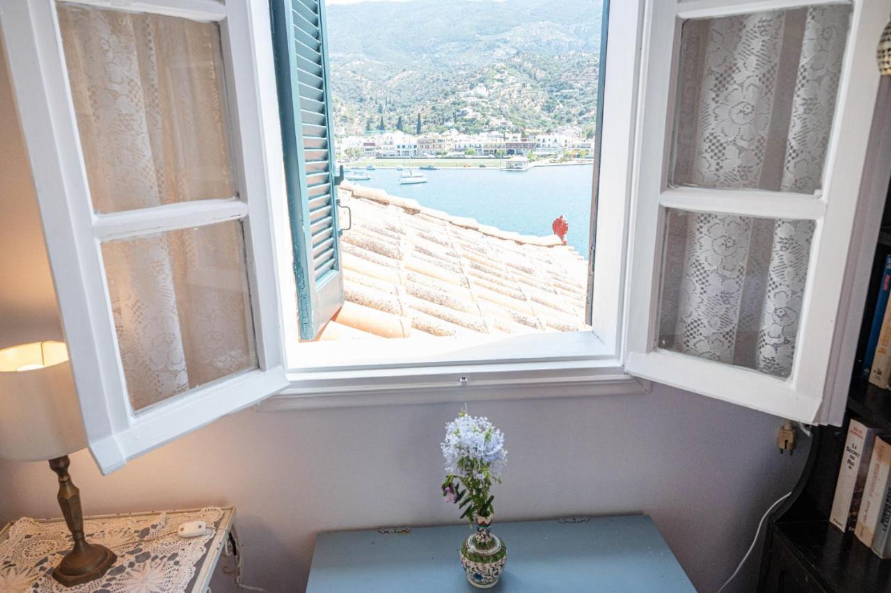 Poros Town Traditional House Under The Clock Tower With Sweet View מראה חיצוני תמונה