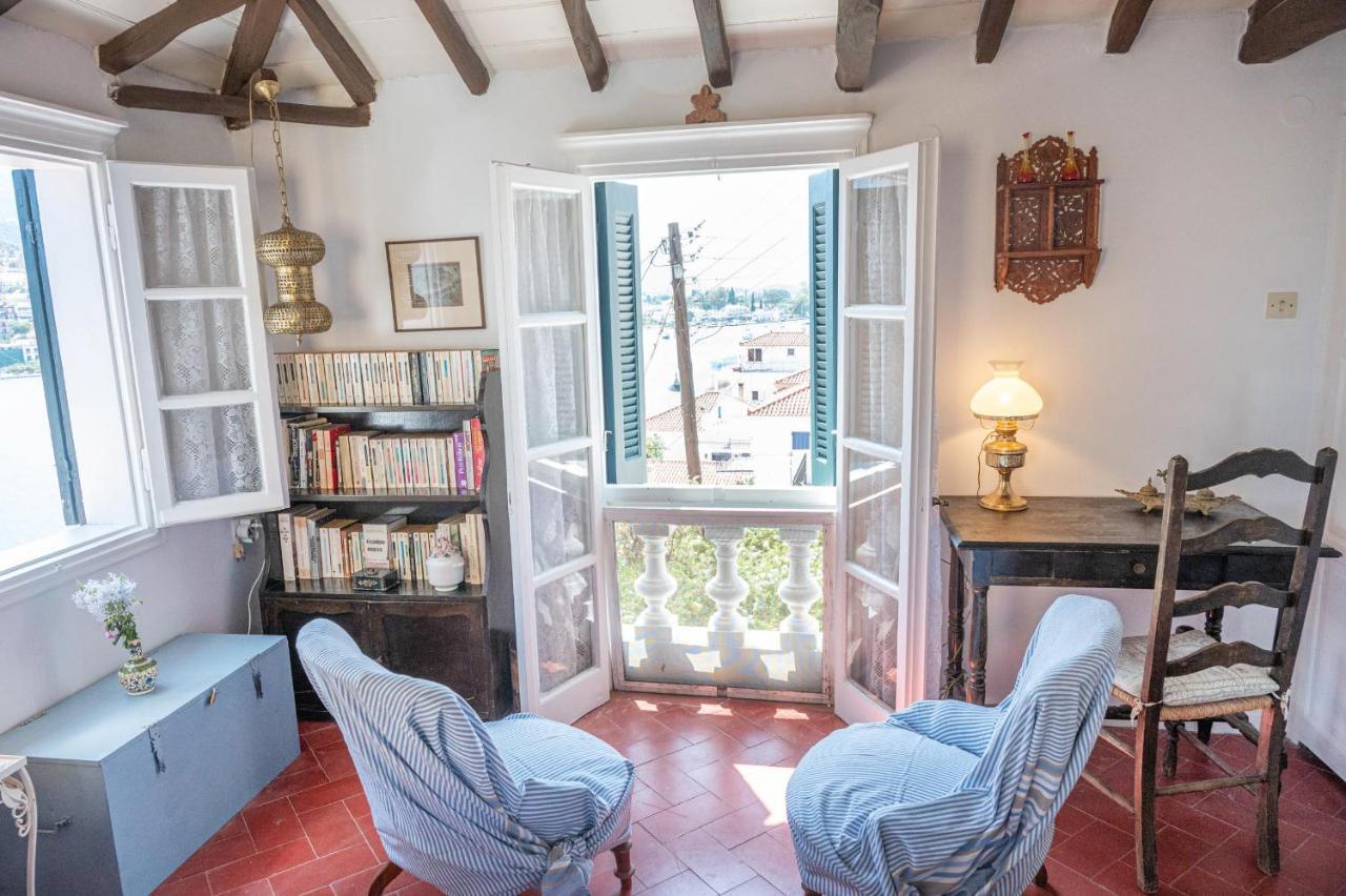 Poros Town Traditional House Under The Clock Tower With Sweet View מראה חיצוני תמונה
