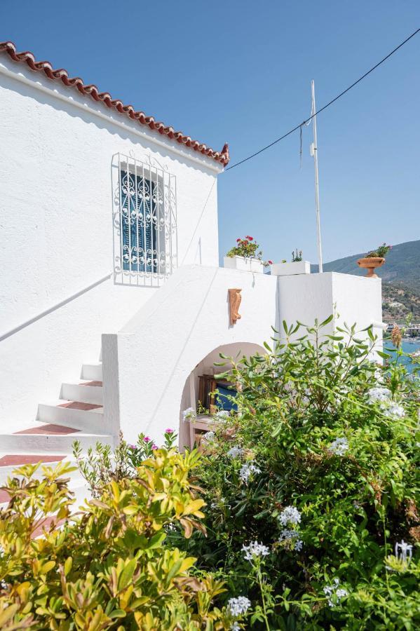 Poros Town Traditional House Under The Clock Tower With Sweet View מראה חיצוני תמונה